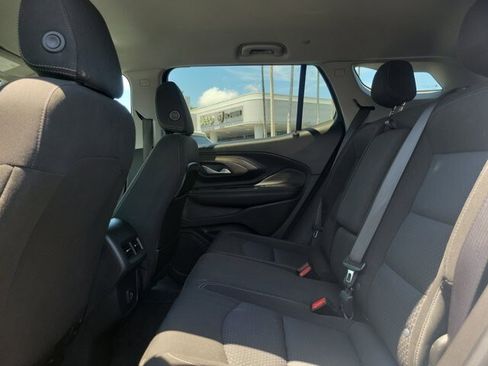 Used 2024 GMC Terrain SLE FWD image 14
