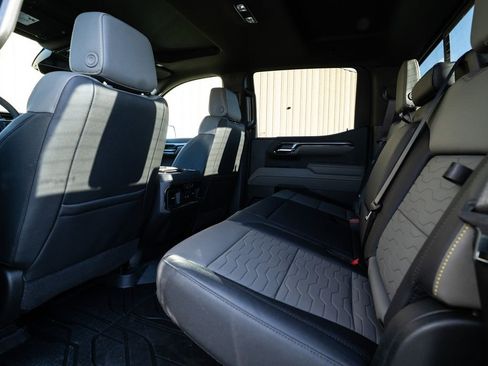 New 2026 Chevrolet Silverado 1500 ZR2 image 37