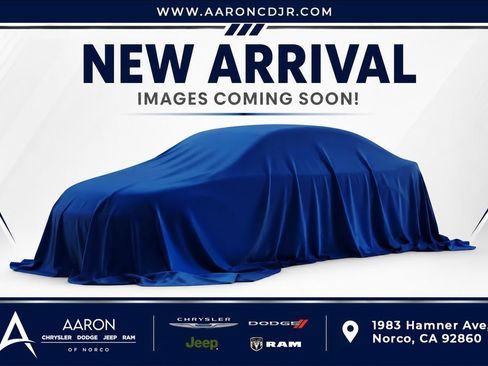Used 2024 Dodge Durango GT AWD/4WD image 3