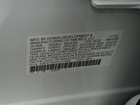 Used 2023 Acura MDX SH-AWD w/ Technology Package image 24