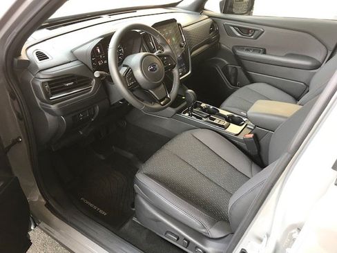 Used 2026 Subaru Forester Premium w/ Base/Premium Plus Package AWD/4WD image 5
