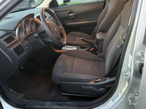 Used 2010 Dodge Avenger SXT image 10