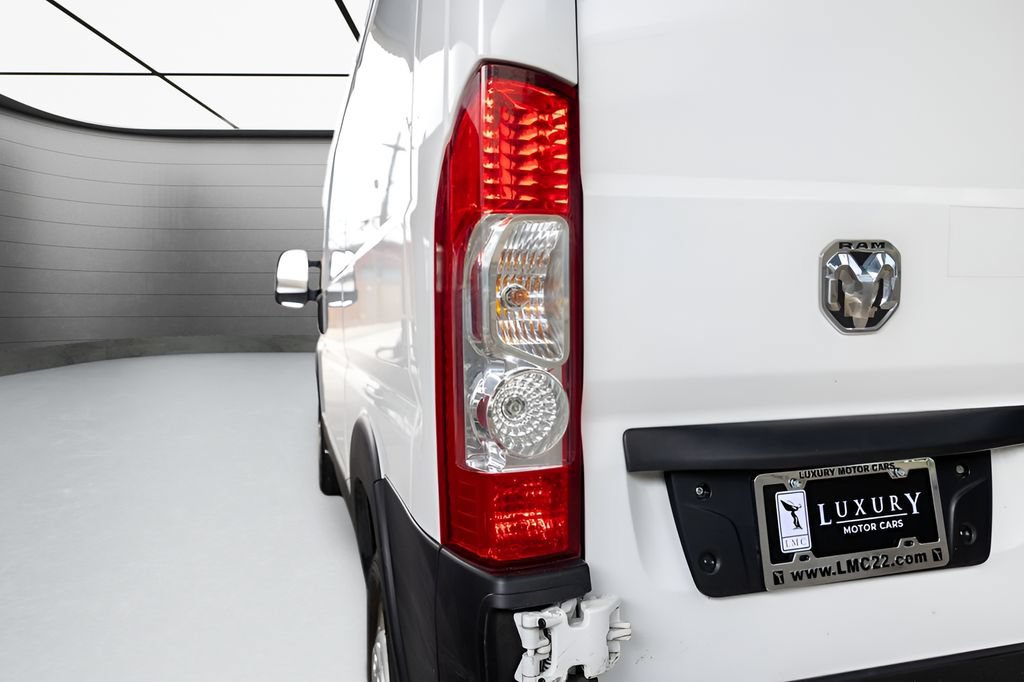 Used 2025 RAM ProMaster 2500 w/ Convenience Group FWD image 14