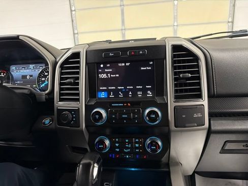 Used 2019 Ford F150 Lariat w/ Equipment Group 502A Luxury AWD/4WD image 37