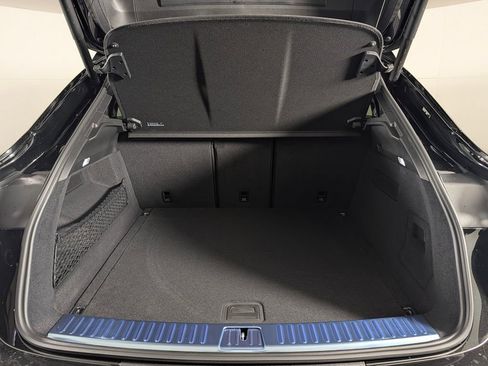 New 2026 Porsche Cayenne Coupe image 17