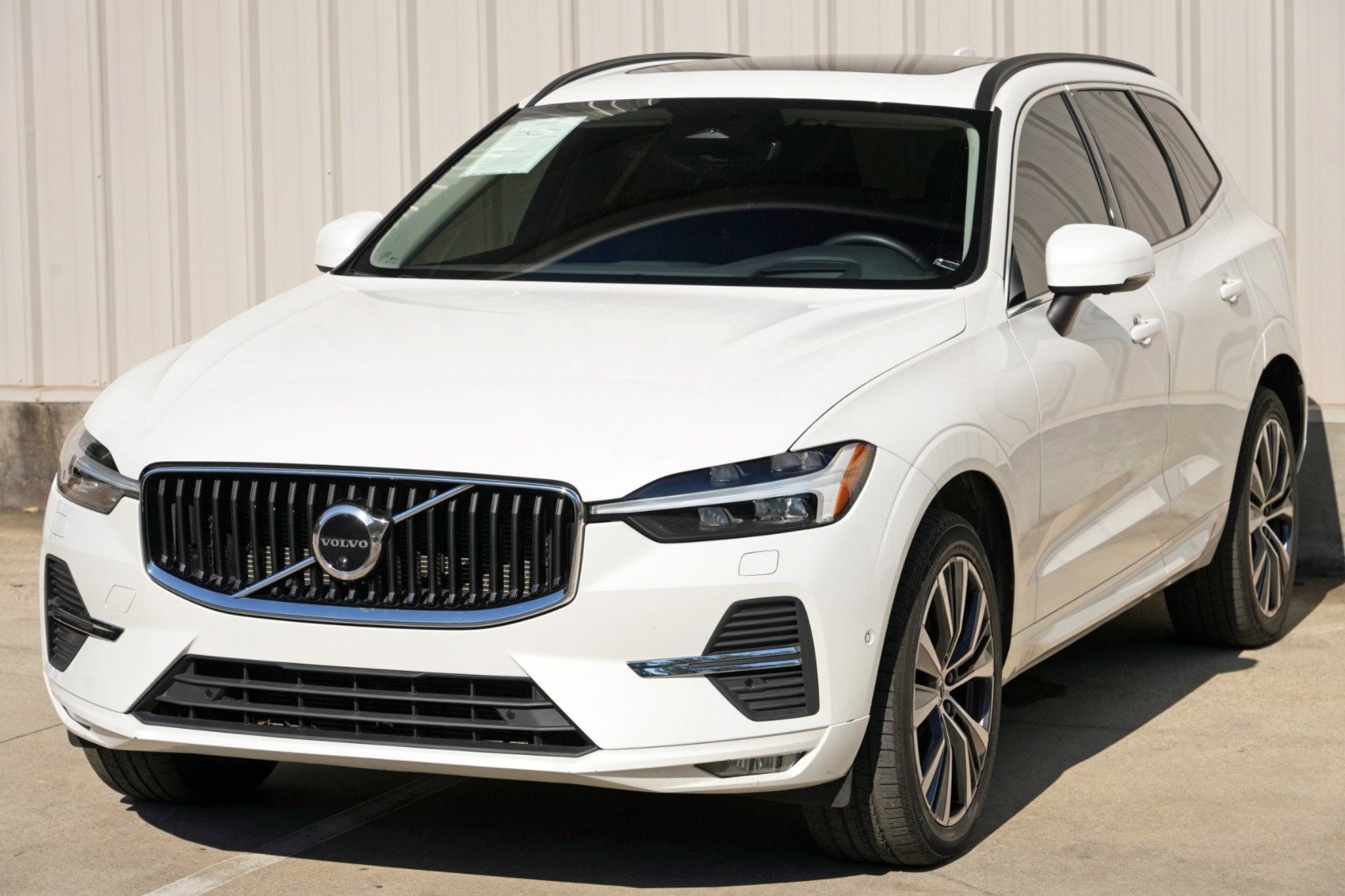 Used 2022 Volvo XC60 B5 Momentum w/ Advanced Package AWD/4WD image 51