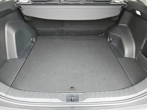 Used 2022 Toyota RAV4 XLE image 6