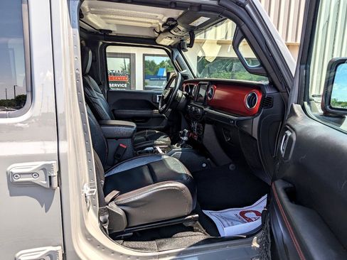 Used 2021 Jeep Gladiator Rubicon image 14
