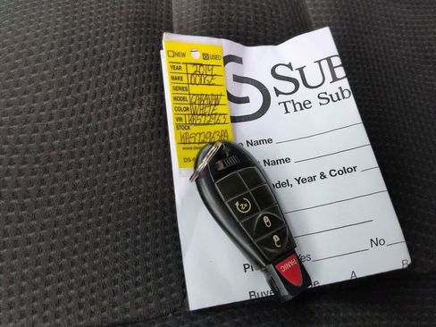 Used 2019 Dodge Grand Caravan SE FWD image 32