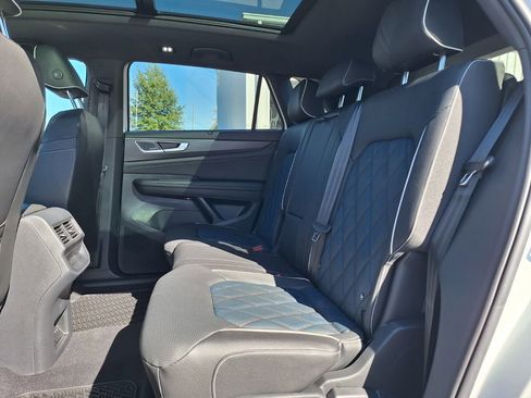 New 2026 Volkswagen Atlas Cross Sport SEL Premium R-Line image 22