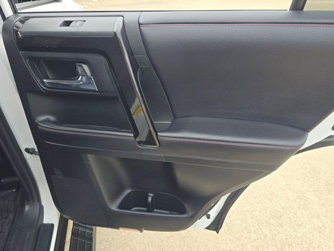 Used 2019 Toyota 4Runner TRD Off-Road Premium image 27