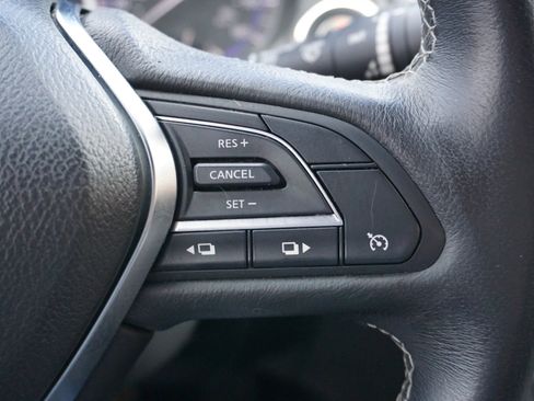 Used 2018 INFINITI Q60 3.0t Luxe RWD image 31