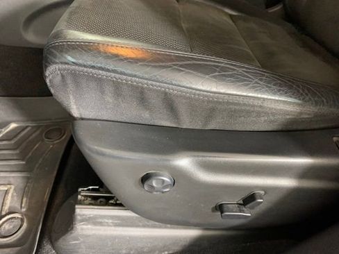 Used 2020 Jeep Grand Cherokee Altitude AWD/4WD image 15