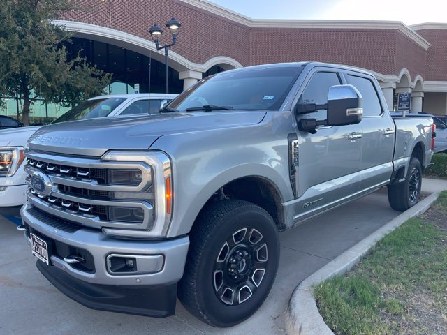 Used 2023 Ford F250 Platinum w/ FX4 Off-Road Package AWD/4WD image 2