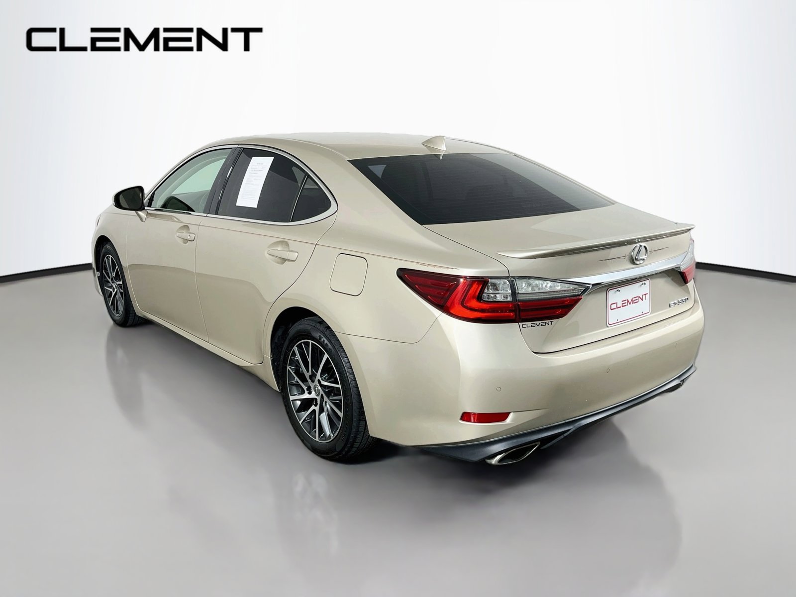 Used 2017 Lexus ES 350 w/ Luxury Package FWD image 9