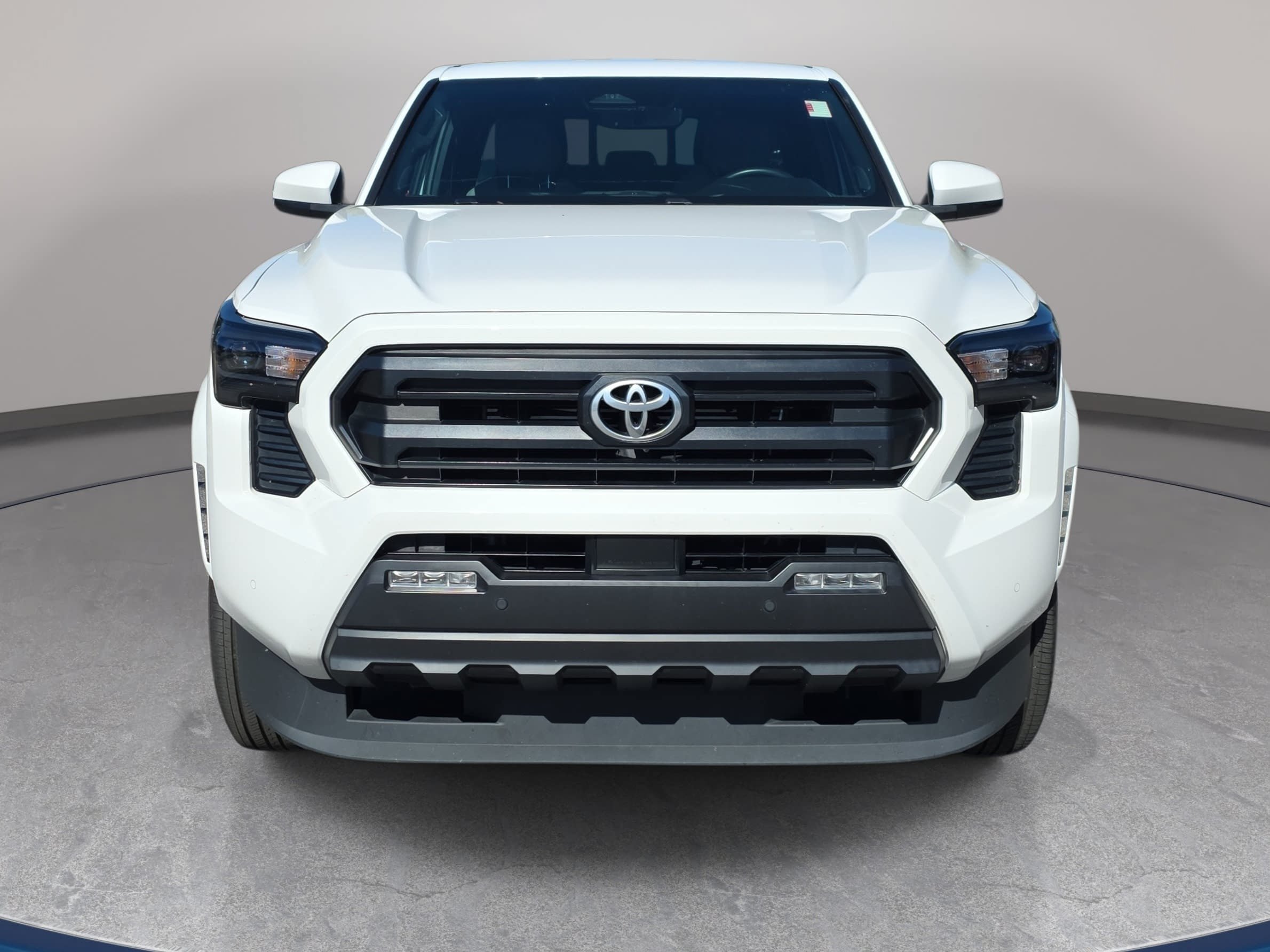 Used 2024 Toyota Tacoma SR5 w/ SR5 Upgrade Package RWD image 2