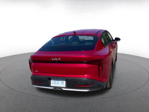 Used 2025 Kia K4 LXS image 12