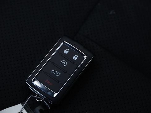 Used 2024 Jeep Grand Cherokee L Altitude AWD/4WD image 35