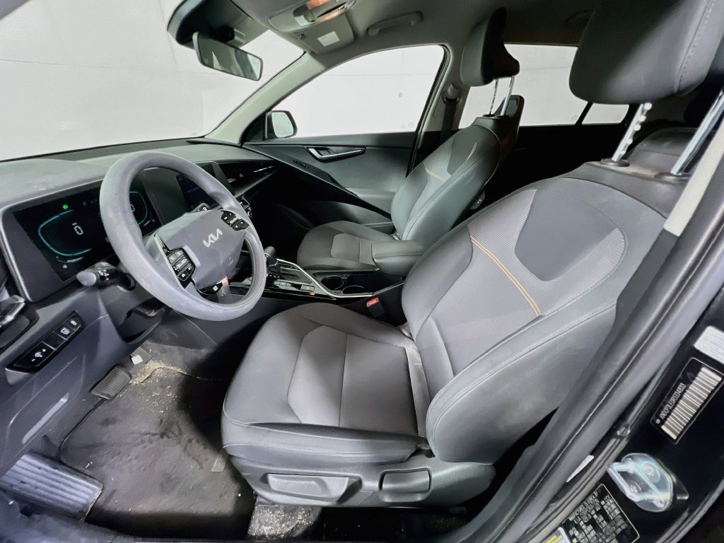 Certified 2024 Kia Niro LX FWD image 10