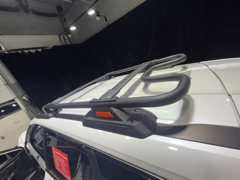 Used 2025 Nissan Rogue SV image 33