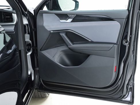 New 2026 Volkswagen Tiguan SE R-Line image 71