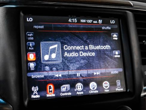 Used 2016 RAM 1500 Laramie w/ Convenience Group AWD/4WD image 38