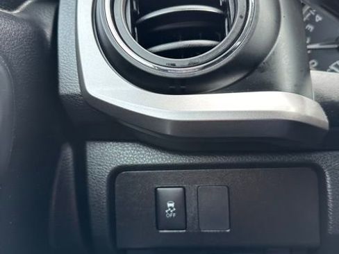 Used 2021 Toyota Tacoma SR5 image 30