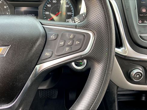 Used 2020 Chevrolet Equinox LS w/ LS Convenience Package FWD image 24
