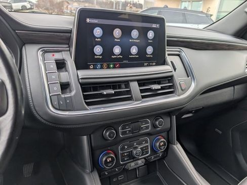 Used 2021 Chevrolet Tahoe LT w/ Luxury Package image 18