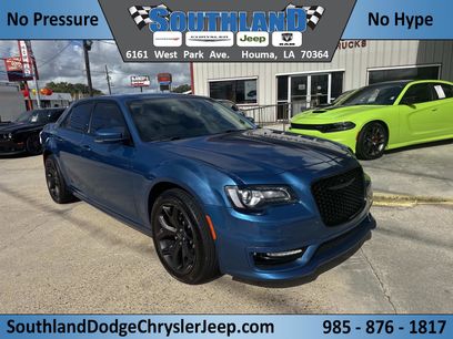Certified 2023 Chrysler 300 Touring L w/ Popular Equipment Group