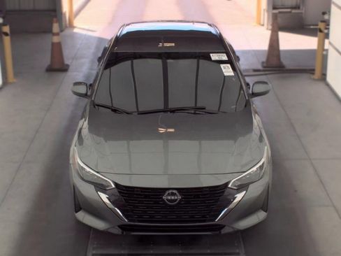 Used 2024 Nissan Sentra S FWD image 2