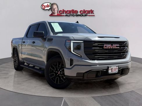 Used 2024 GMC Sierra 1500 Pro w/ Graphite Edition AWD/4WD image 5