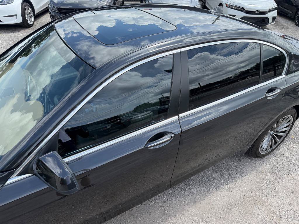 Used 2012 BMW 740Li RWD image 9