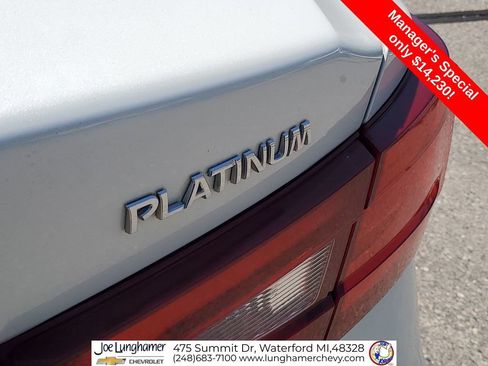 Used 2017 Nissan Maxima Platinum FWD image 35