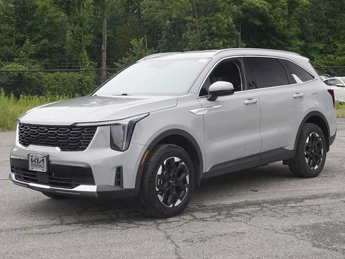 Used 2025 Kia Sorento S AWD/4WD image 8
