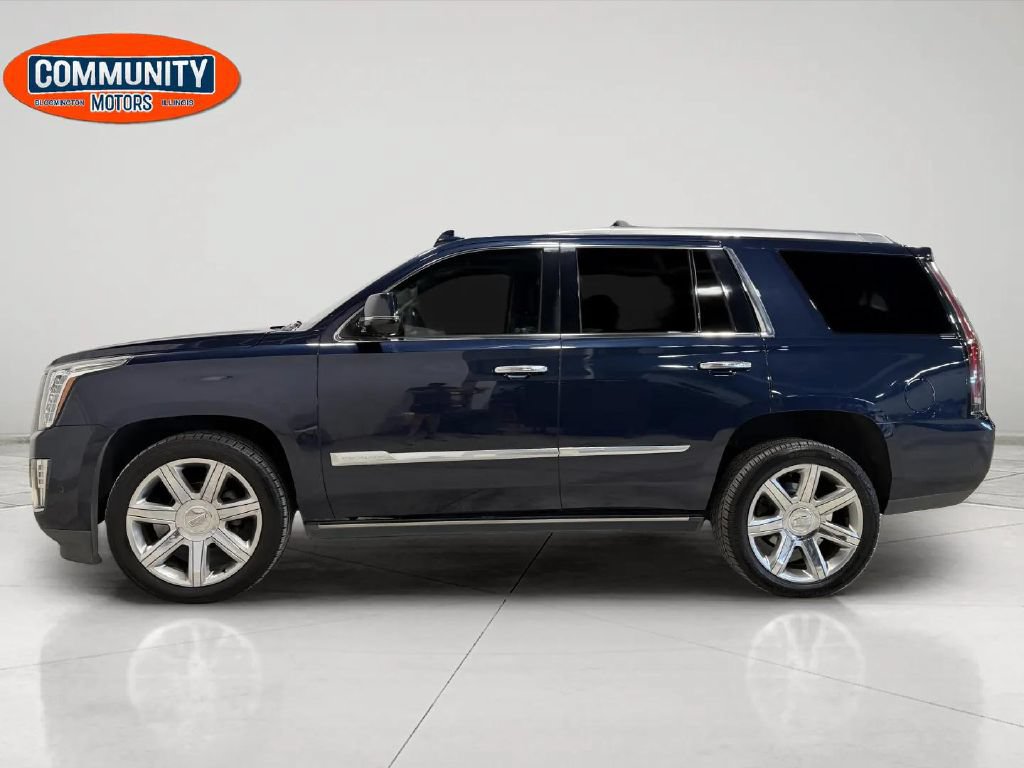 Used 2018 Cadillac Escalade Premium Luxury AWD/4WD image 3
