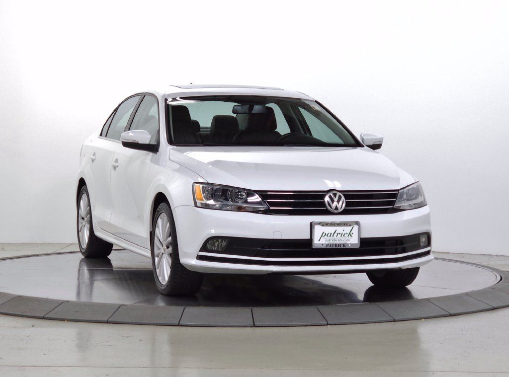 Used 2015 Volkswagen Jetta SE FWD image 1
