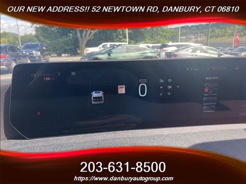 Used 2025 Ford Expedition Active AWD/4WD image 16