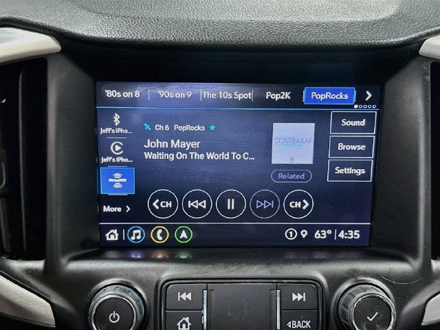 Used 2022 GMC Terrain SLT w/ Infotainment Package II FWD image 16