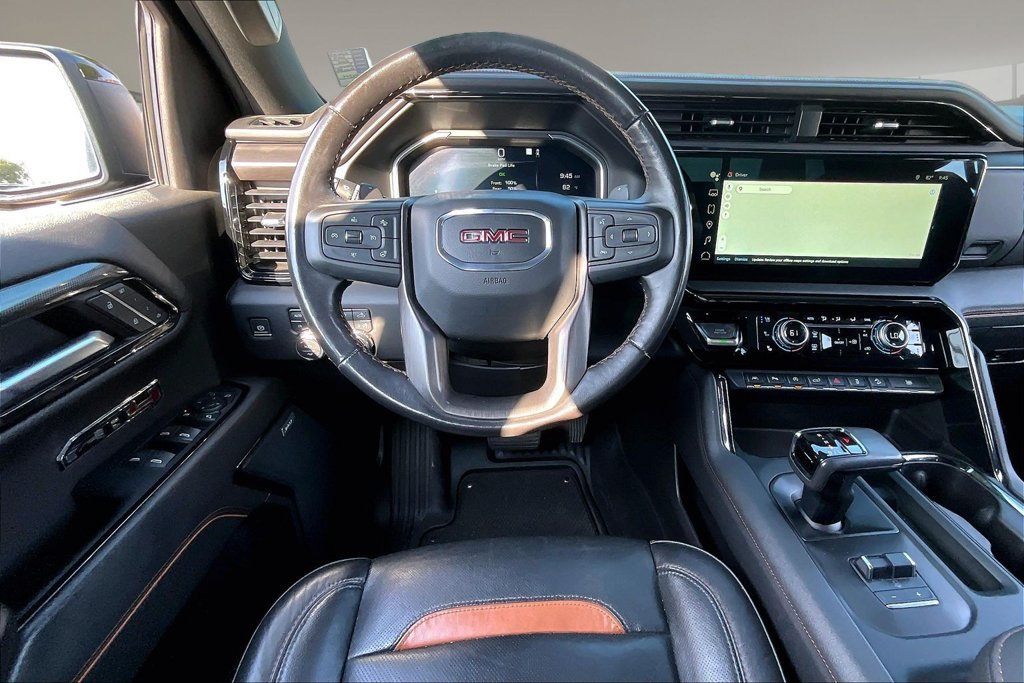 Used 2022 GMC Sierra 1500 AT4 w/ AT4 Premium Package AWD/4WD image 5