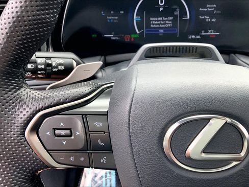 Certified 2025 Lexus TX 500h AWD w/ Technology Package image 24