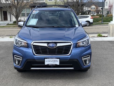 Used 2020 Subaru Forester Touring image 9