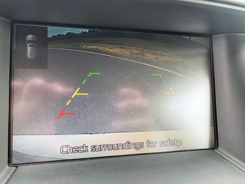 Used 2020 Nissan Pathfinder SV AWD/4WD image 13
