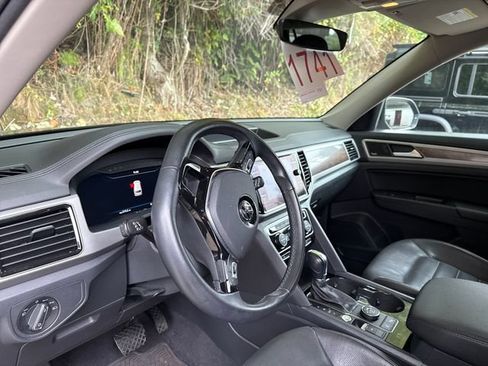 Used 2019 Volkswagen Atlas SEL Premium AWD/4WD image 18