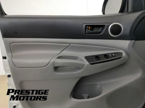 Used 2013 Toyota Tacoma 4x4 Double Cab w/ SR5 Pkg image 21