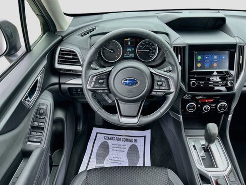 Used 2023 Subaru Forester Premium AWD/4WD image 22