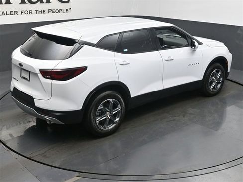 New 2025 Chevrolet Blazer LT w/ LPO, Floor Liner Package image 18