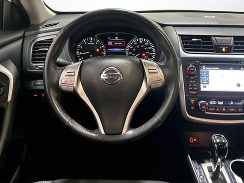 Used 2017 Nissan Altima 2.5 image 8