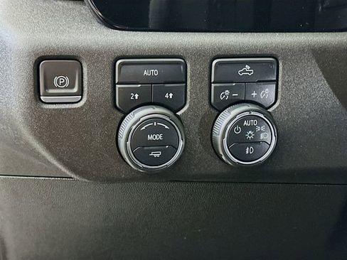 Certified 2023 Chevrolet Silverado 1500 RST w/ Rally Edition image 10