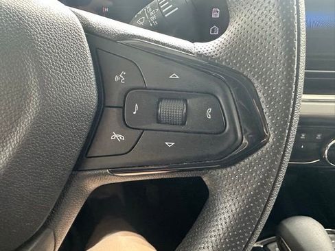 Used 2024 Chevrolet Trax LT FWD image 29